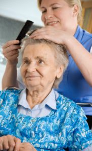Image: Senior woman getting a haircut